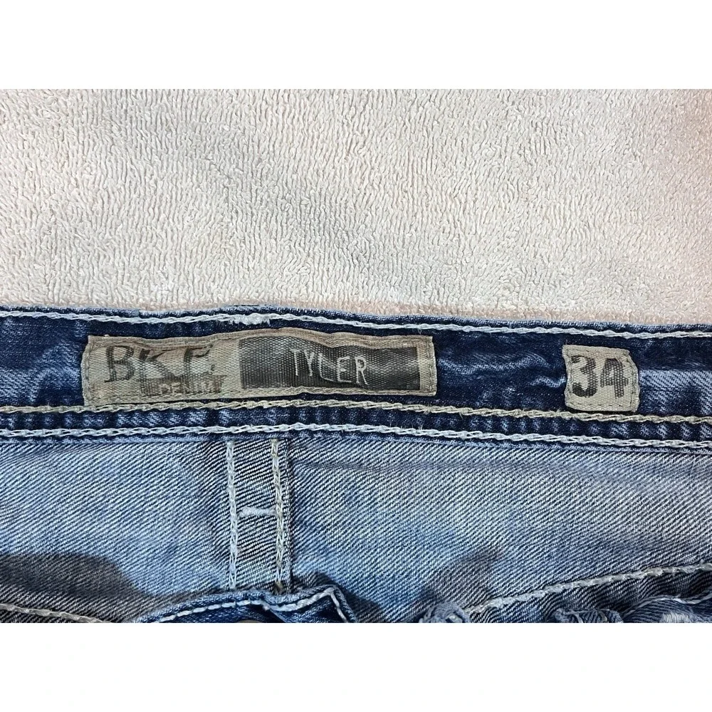 BKE Buckle Tyler Jeans Men's 34x33 Blue Denim Pants Distressed Whiskers